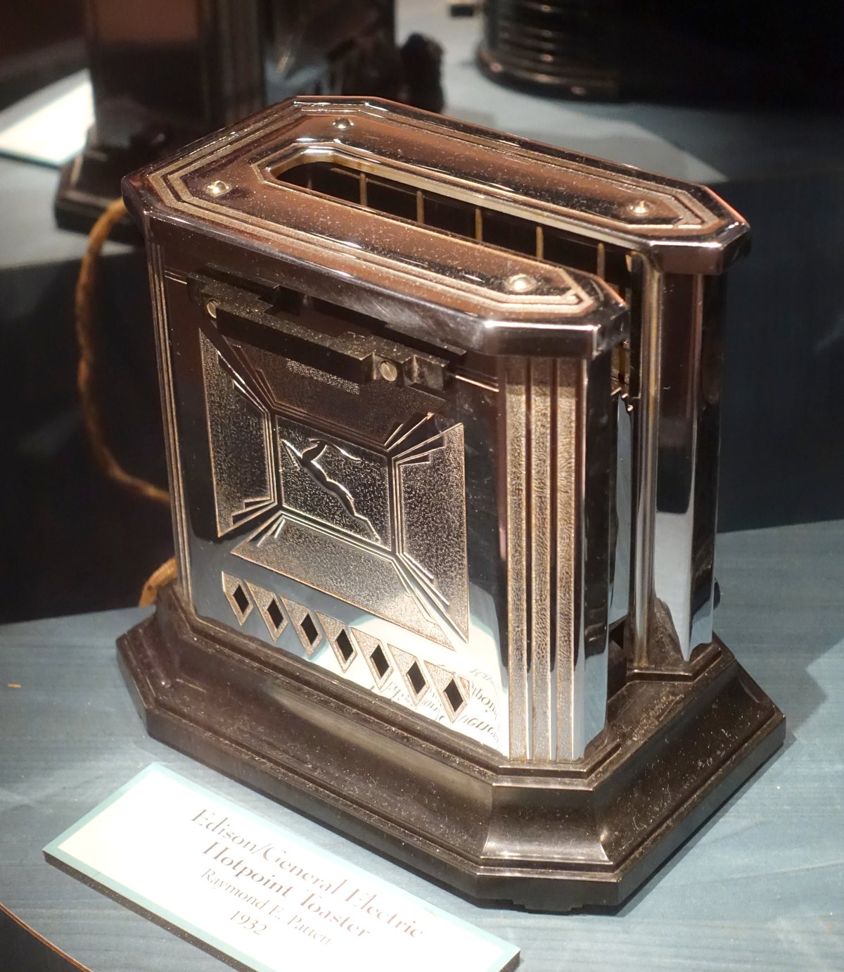 A real 1932 Hotpoint Gazelle toaster designed by Raymond E. Patten, photographed in a museum display